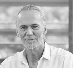 Dr. Robert Schleip 1 1200px